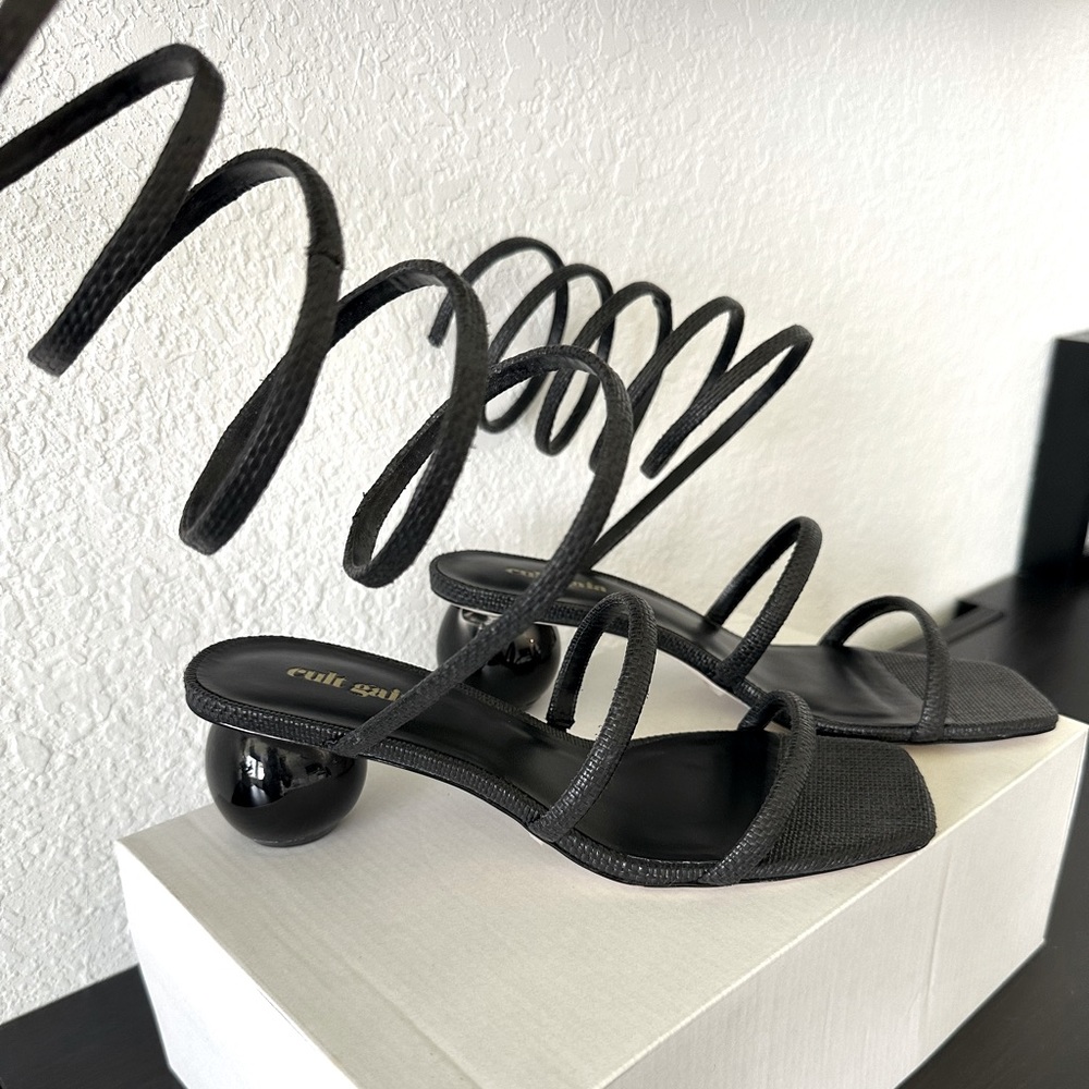 Brand new. Never worn